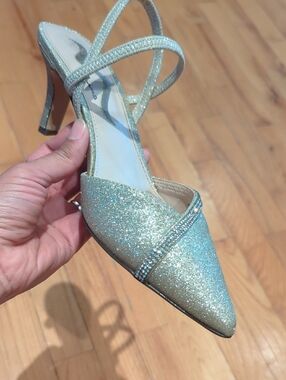 Sparkle Pointed Toe Strappy Low Heels in Gold